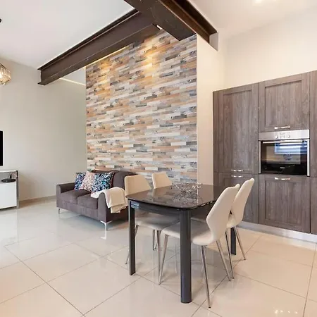 Designer With Comfy Sofa, Large Tv, Wifi & 2 King Sized Beds By 360 Estates Apartamento